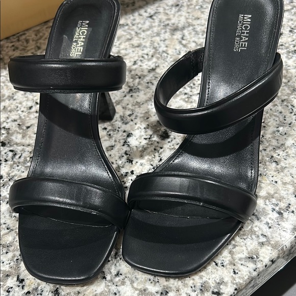 Michael Kors Black Women's Sandals - Picture 1 of 2